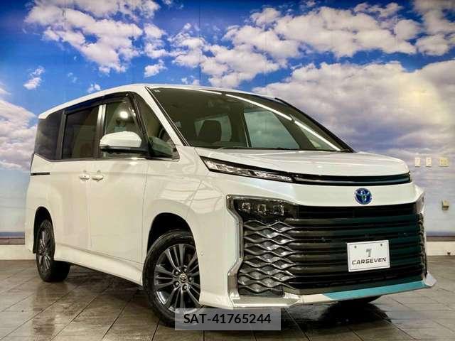 Toyota VOXY 2022-03 8053410-13