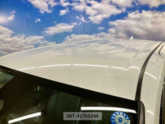 Toyota VOXY 2022-03 8053410-9