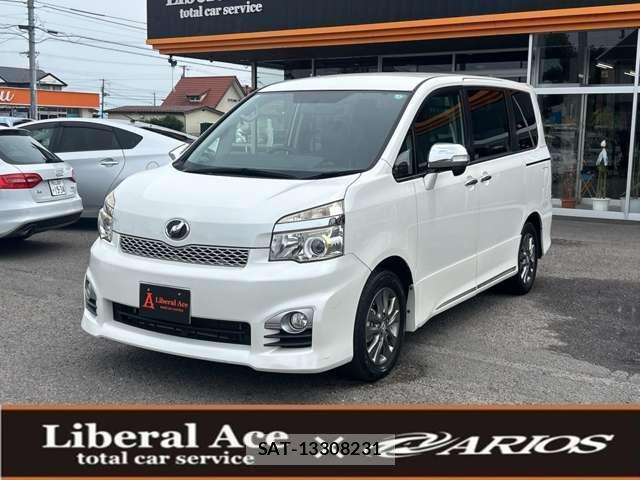Toyota VOXY 2013-10 8053555-9