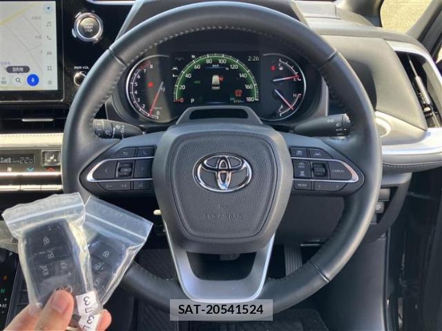 Toyota VOXY 2022-09 8053567-11