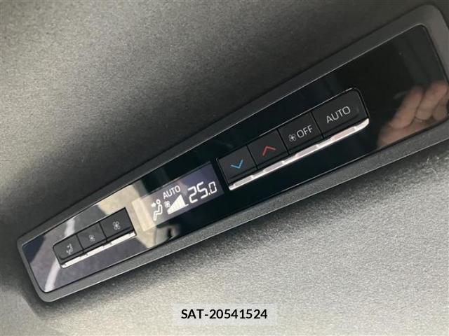 Toyota VOXY 2022-09 8053567-13