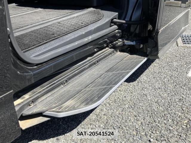 Toyota VOXY 2022-09 8053567-14