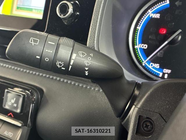 Toyota VOXY 2023-10 8053568-15