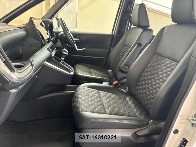 Toyota VOXY 2023-10 8053568-6