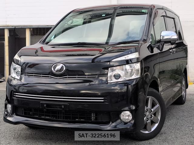 Toyota VOXY 2009-11 8053625-0