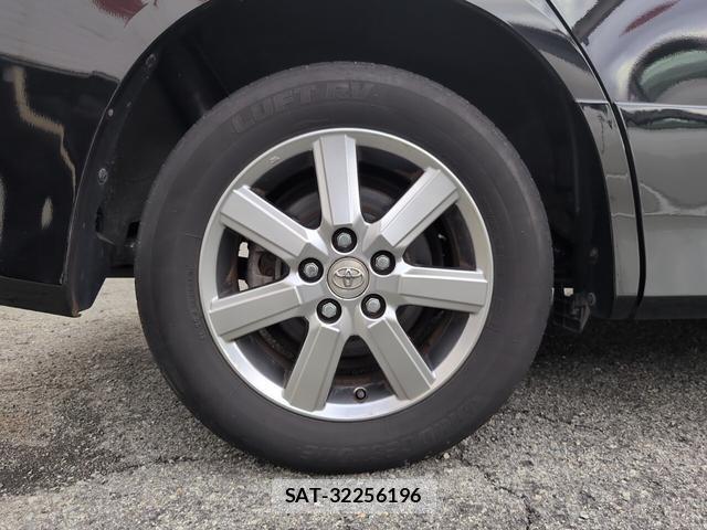 Toyota VOXY 2009-11 8053625-19