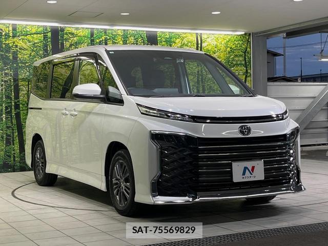 Toyota VOXY 2025-05 8053699-16