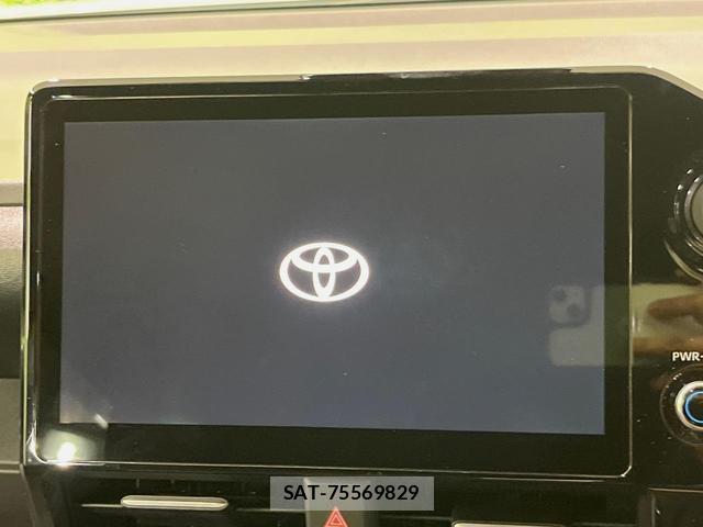Toyota VOXY 2025-05 8053699-3