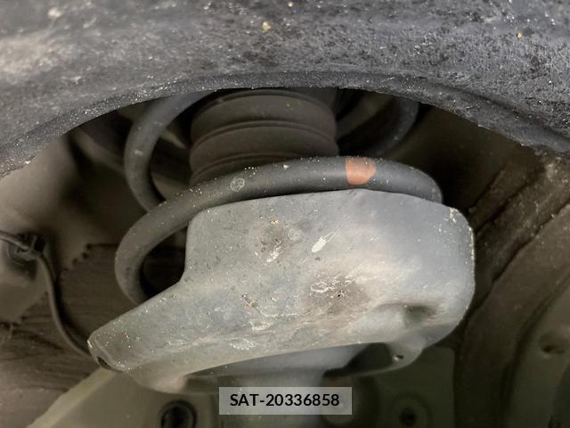 Toyota VOXY 2023-03 8053704-19
