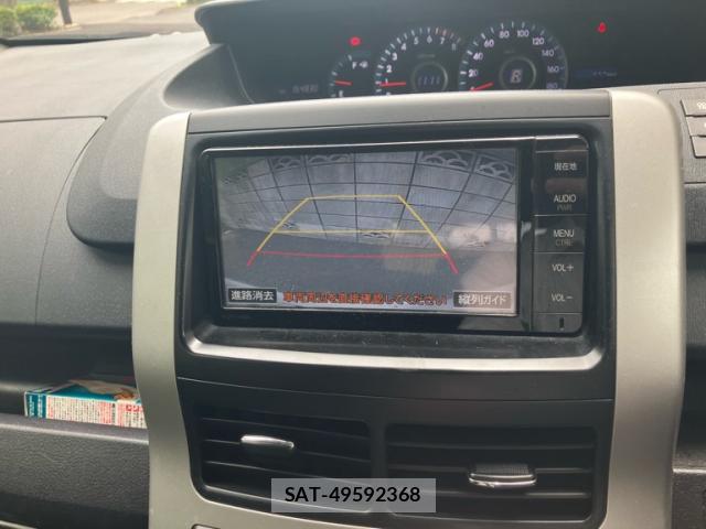 Toyota VOXY 2012-02 8053728-10