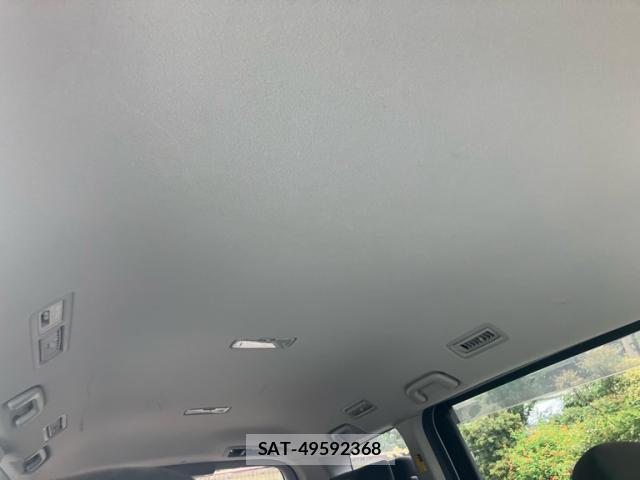 Toyota VOXY 2012-02 8053728-16