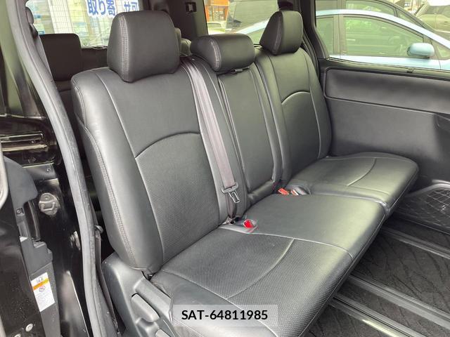 Toyota VOXY 2020-02 8053735-9