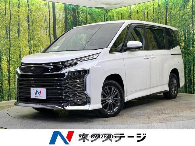 Toyota VOXY 2022-06 8053744-0