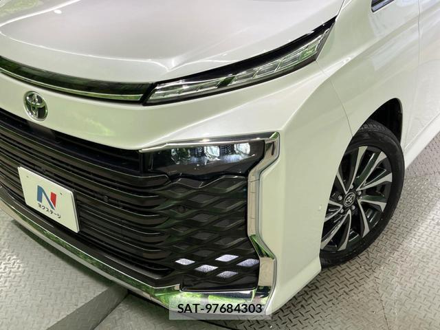 Toyota VOXY 2025-09 8053774-12