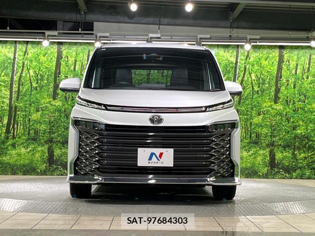 Toyota VOXY 2025-09 8053774-14