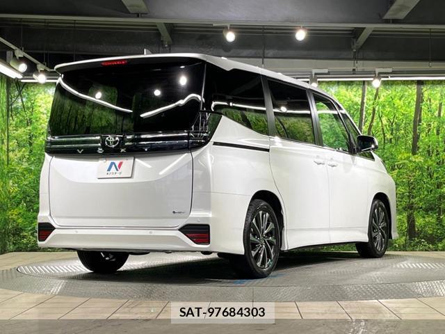 Toyota VOXY 2025-09 8053774-17