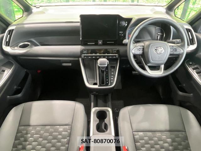 Toyota VOXY 2025-12 8053892-1