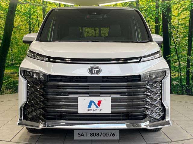 Toyota VOXY 2025-12 8053892-14