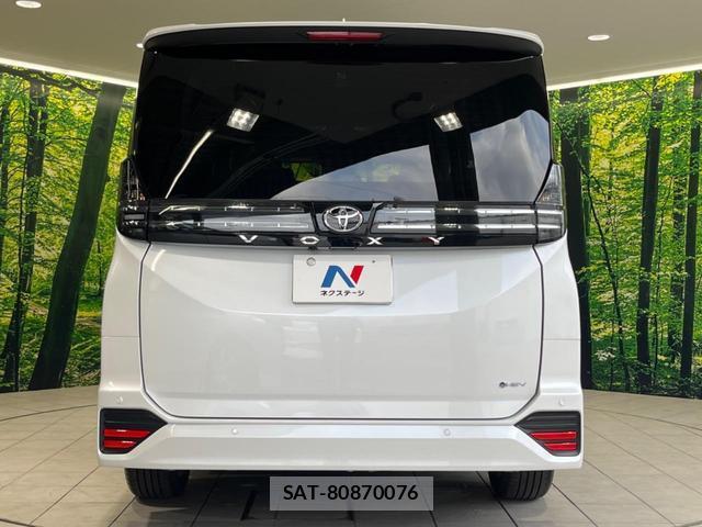 Toyota VOXY 2025-12 8053892-15