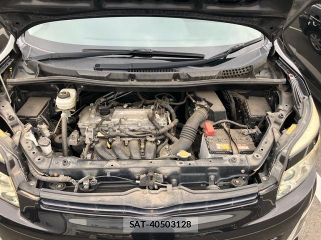 Toyota VOXY 2009-10 8053923-13