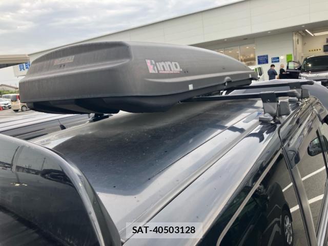 Toyota VOXY 2009-10 8053923-15