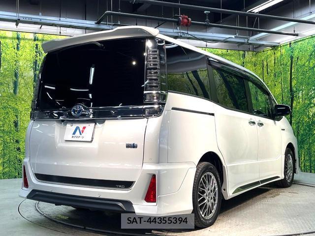 Toyota VOXY 2019-11 8053994-17