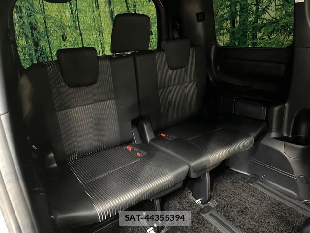 Toyota VOXY 2019-11 8053994-9