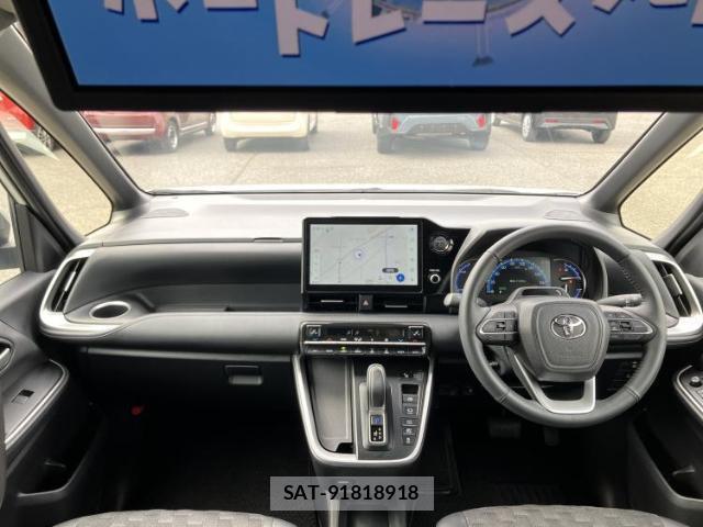 Toyota VOXY 2023-11 8054024-3