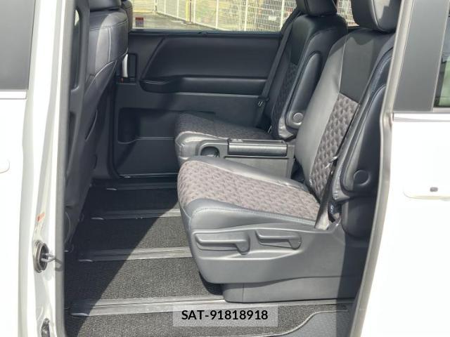 Toyota VOXY 2023-11 8054024-7
