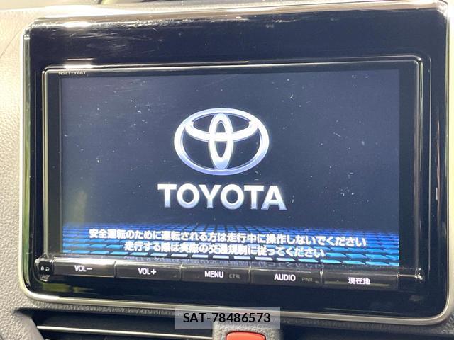 Toyota VOXY 2018-08 8054161-2