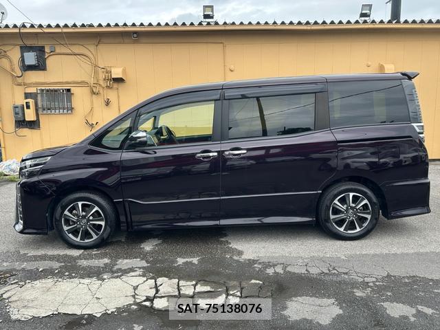 Toyota VOXY 2018-07 8054188-19