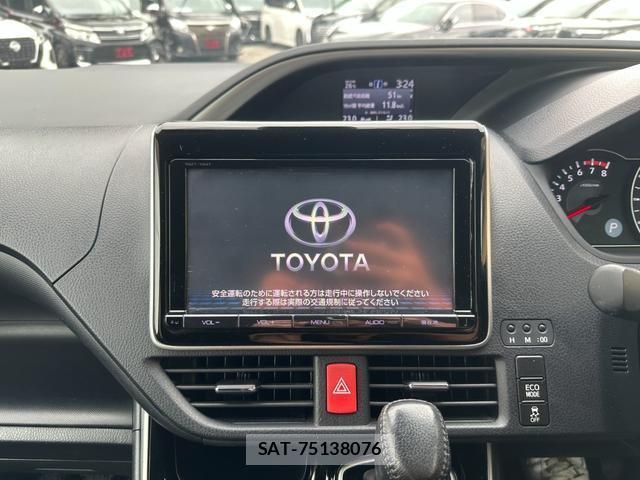 Toyota VOXY 2018-07 8054188-2