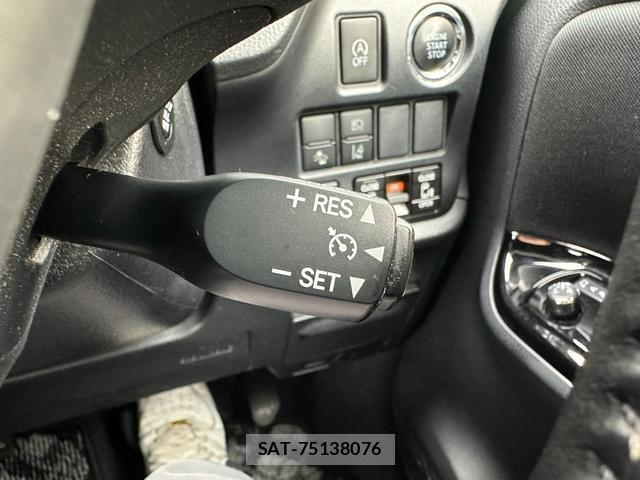 Toyota VOXY 2018-07 8054188-4