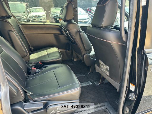 Toyota VOXY 2020-01 8054190-12