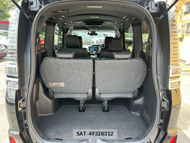 Toyota VOXY 2020-01 8054190-15