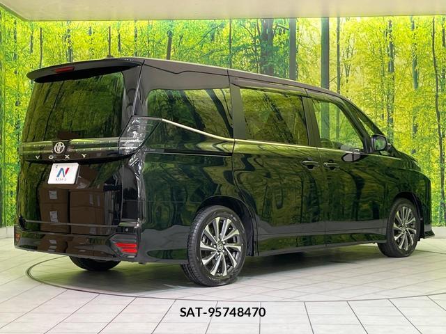 Toyota VOXY 2024-09 8054220-17
