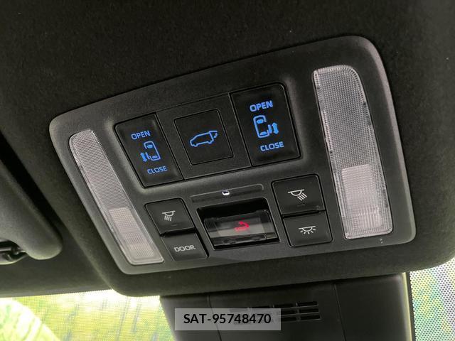 Toyota VOXY 2024-09 8054220-6