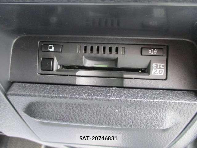 Toyota VOXY 2018-12 8054236-10