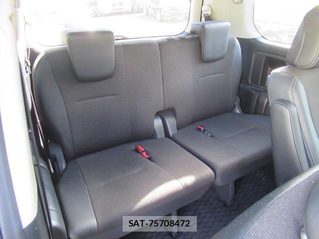Toyota VOXY 2013-05 8054243-18