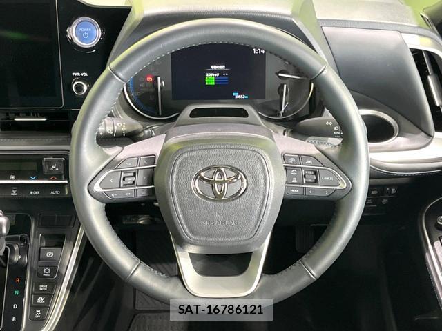 Toyota VOXY 2023-06 8054289-11