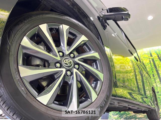 Toyota VOXY 2023-06 8054289-13