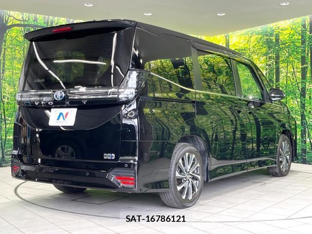 Toyota VOXY 2023-06 8054289-16