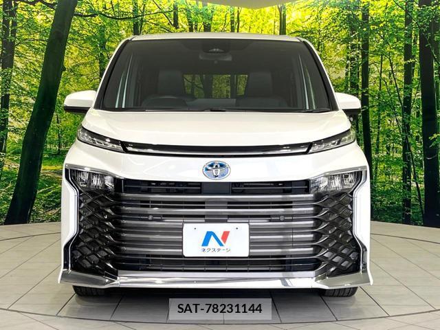 Toyota VOXY 2023-02 8054291-14