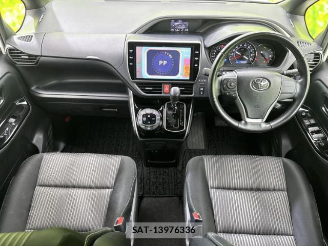 Toyota VOXY 2019-07 8054385-3