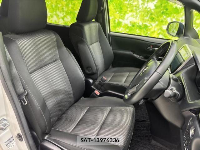 Toyota VOXY 2019-07 8054385-4