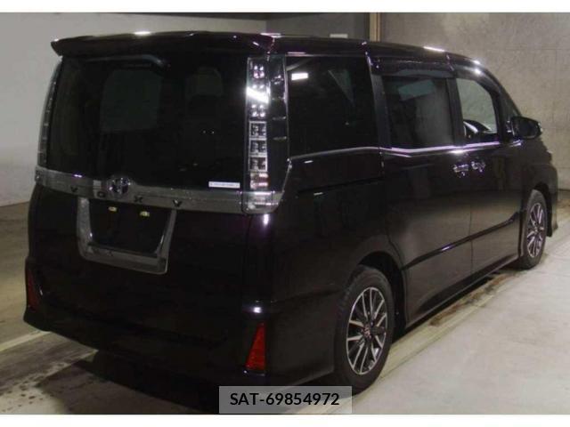 Toyota VOXY 2014-04 8054606-1