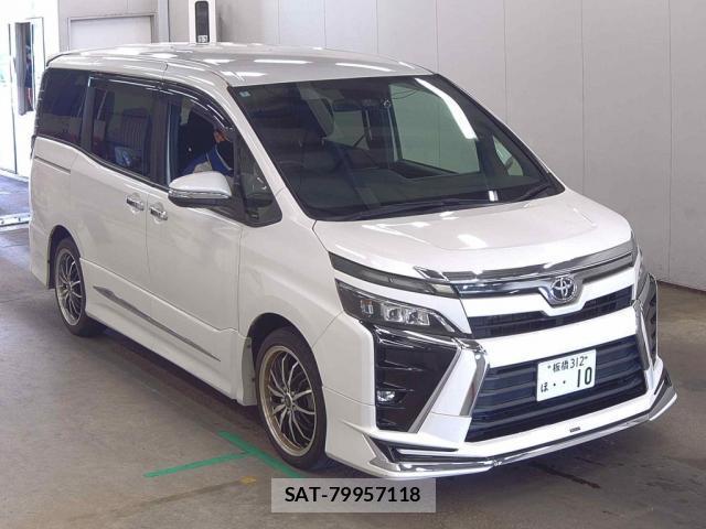 Toyota VOXY 2018-03 8054650-3