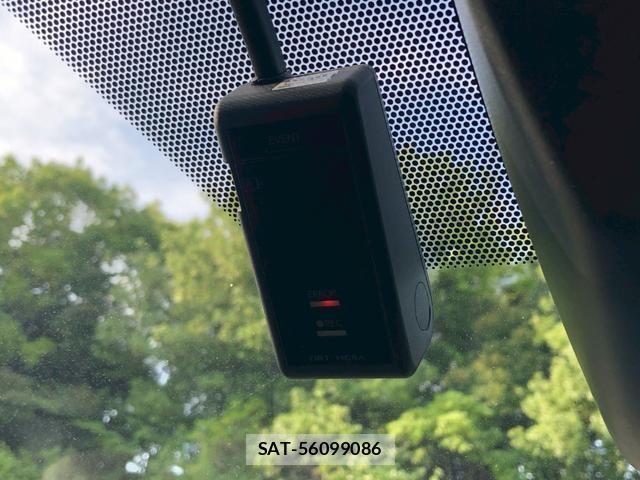 Toyota VOXY 2018-10 8054846-7