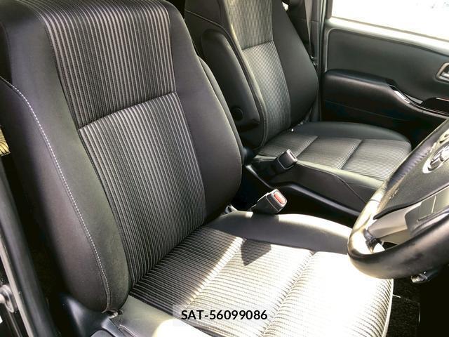 Toyota VOXY 2018-10 8054846-9