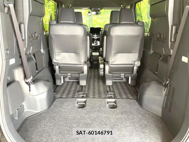 Toyota VOXY 2023-09 8054917-11